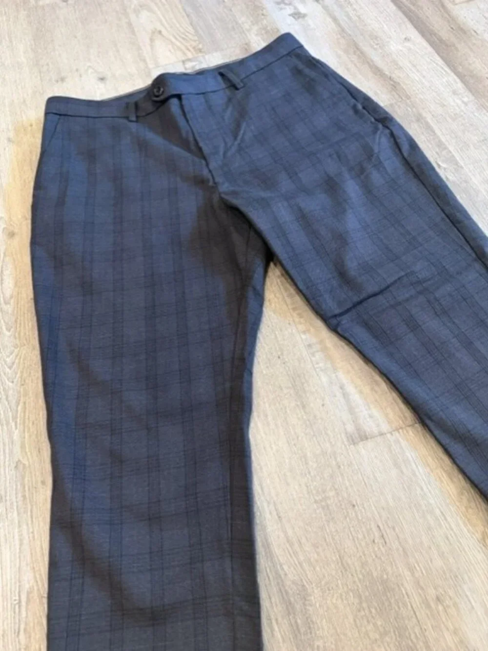 Share Banana Republic Men's Slim Tapered Grey Plaid Twill Dress Pants Stretch 33